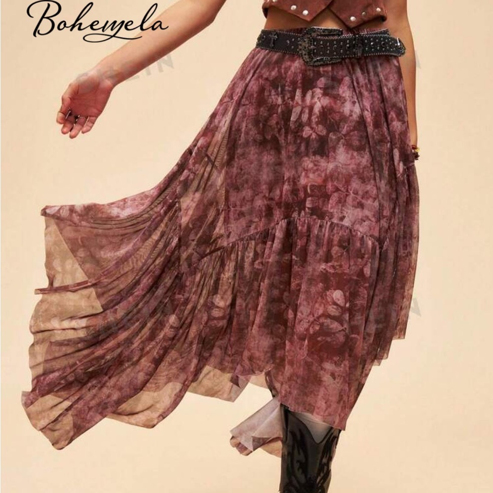 Women’s SHEIN floral flowy skirt